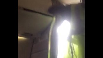 Tirando o pau pra fora dentro do avião