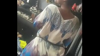 Thick Congolese/Tanzania/Zambia lady flanks her big ass. Anyone know who she is?